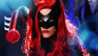 Bat Woman - We're Finally Getting An On-Screen Lesbian Batwoman ...